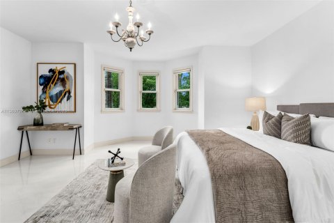 Condominio en venta en Coral Gables, Florida, 2 dormitorios, 243.4 m2 № 382984 - foto 26