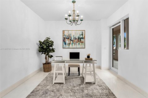 Condominio en venta en Coral Gables, Florida, 2 dormitorios, 243.4 m2 № 382984 - foto 9