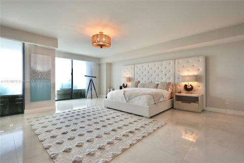 Copropriété à vendre à Pompano Beach, Floride: 3 chambres, 274.62 m2 № 963220 - photo 14