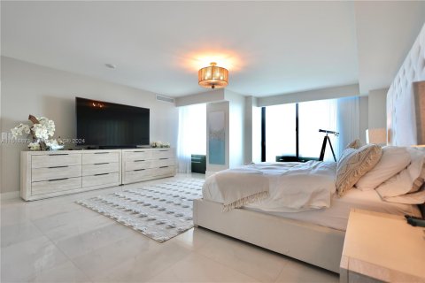 Copropriété à vendre à Pompano Beach, Floride: 3 chambres, 274.62 m2 № 963220 - photo 16