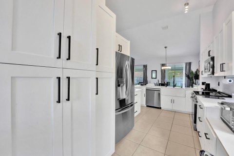 Condo in Boynton Beach, Florida, 2 bedrooms  № 1186960 - photo 21