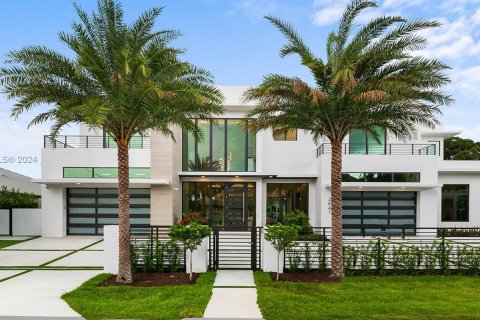 House in Fort Lauderdale, Florida 6 bedrooms, 599.03 sq.m. № 1289184 - photo 1