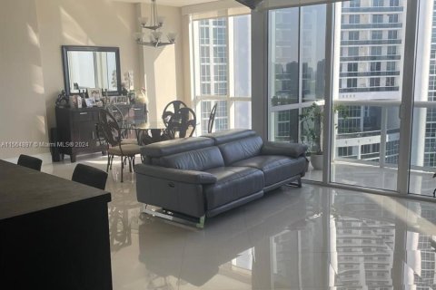 Condo in Sunny Isles Beach, Florida, 2 bedrooms  № 1117581 - photo 12