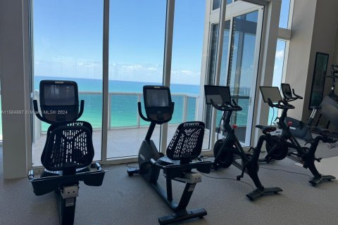 Condominio en venta en Sunny Isles Beach, Florida, 2 dormitorios, 146.51 m2 № 1117581 - foto 13