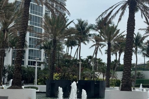 Condominio en venta en Sunny Isles Beach, Florida, 2 dormitorios, 146.51 m2 № 1117581 - foto 6