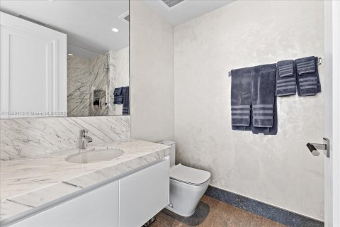 Copropriété à vendre à Sunny Isles Beach, Floride: 4 chambres, 305.37 m2 № 1332127 - photo 25