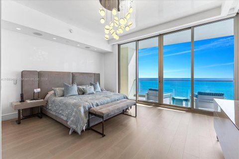 Condo in Sunny Isles Beach, Florida, 4 bedrooms  № 1332127 - photo 14