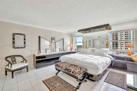 Copropriété à vendre à Hollywood, Floride: 2 chambres, 154.22 m2 № 1332125 - photo 25