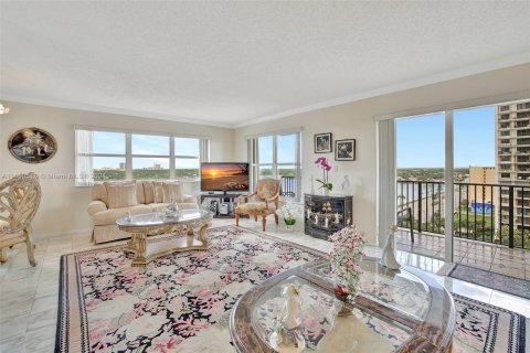 Copropriété à vendre à Hollywood, Floride: 2 chambres, 154.22 m2 № 1332125 - photo 7