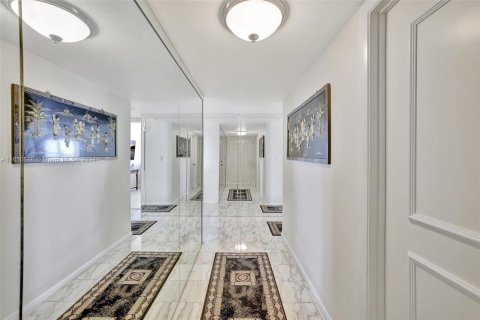 Copropriété à vendre à Hollywood, Floride: 2 chambres, 154.22 m2 № 1332125 - photo 5