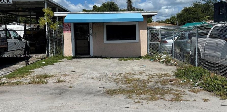 Immobilier commercial à Hollywood, Floride № 31222