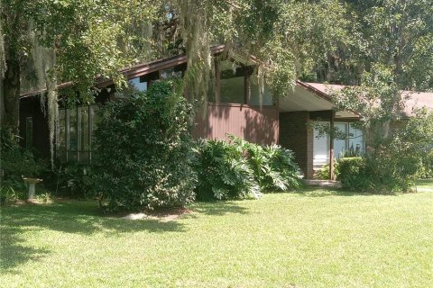 Casa en venta en Gainesville, Florida, 3 dormitorios, 213.68 m2 № 1386817 - foto 1