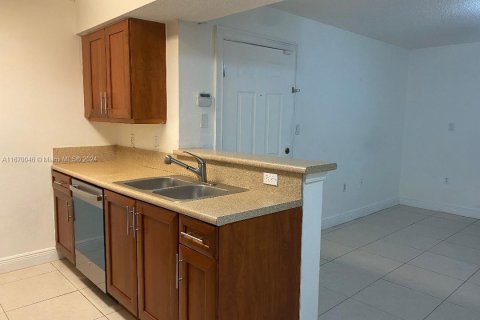 Condominio en venta en Miami, Florida, 1 dormitorio, 54.63 m2 № 1390020 - foto 11