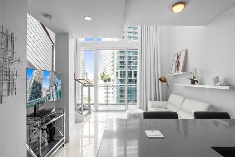 Condo in Miami, Florida, 1 bedroom  № 1389981 - photo 9