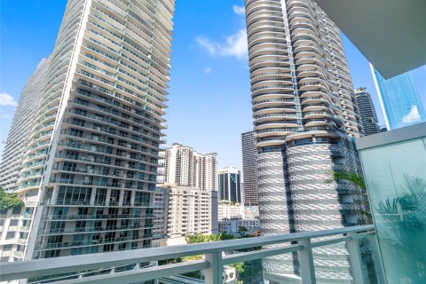 Condominio en venta en Miami, Florida, 1 dormitorio, 67.54 m2 № 1389981 - foto 22