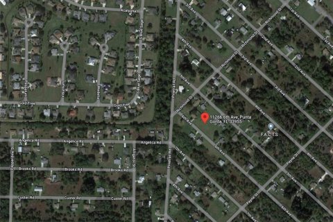 Terreno en venta en Punta Gorda, Florida № 218103 - foto 1