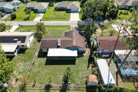 Villa ou maison à vendre à Edgewater, Floride: 3 chambres, 109.9 m2 № 1287452 - photo 16