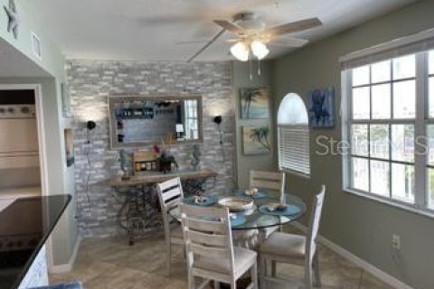 Copropriété à vendre à Clearwater, Floride: 2 chambres, 96.8 m2 № 1369685 - photo 19