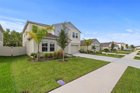 House in Parrish, Florida 5 bedrooms, 268.67 sq.m. № 1336627 - photo 10