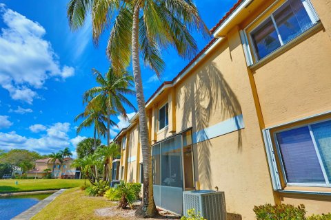 Touwnhouse à vendre à Boca Raton, Floride: 3 chambres, 178.84 m2 № 1016125 - photo 13