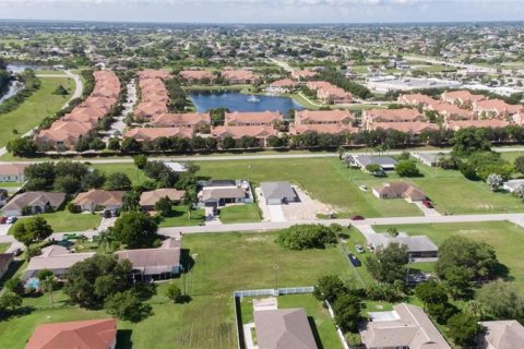 Terrain à vendre à Cape Coral, Floride № 219517 - photo 17