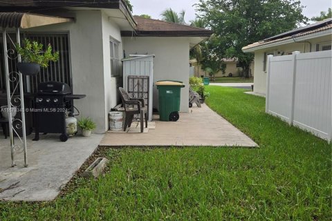 Casa en venta en Tamarac, Florida, 2 dormitorios, 107.77 m2 № 1408366 - foto 18