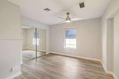 Casa en venta en Sunrise, Florida, 4 dormitorios, 142.79 m2 № 1147143 - foto 27