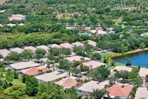 Casa en venta en Hobe Sound, Florida, 2 dormitorios, 141.77 m2 № 1182818 - foto 1