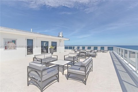 Copropriété à vendre à Fort Lauderdale, Floride: 2 chambres, 102.19 m2 № 1370831 - photo 9