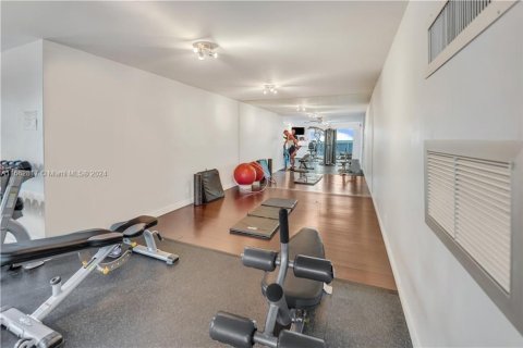 Condo in Fort Lauderdale, Florida, 2 bedrooms  № 1370831 - photo 12