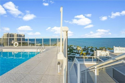 Condo in Fort Lauderdale, Florida, 2 bedrooms  № 1370831 - photo 7