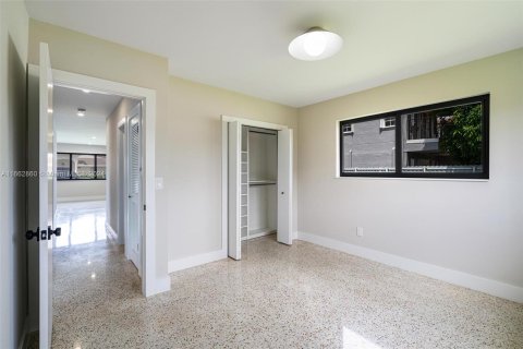 Villa ou maison à vendre à Miami, Floride: 3 chambres, 127.74 m2 № 1370834 - photo 17