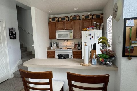 Condo in Kissimmee, Florida, 4 bedrooms  № 1412812 - photo 9