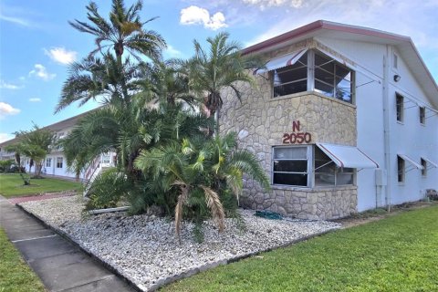 Condo in Saint Petersburg, Florida, 1 bedroom  № 1413445 - photo 28