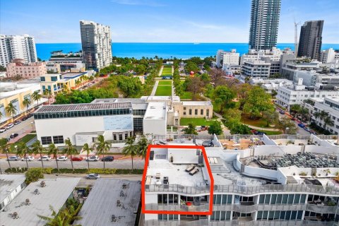 Condominio en venta en Miami Beach, Florida, 2 dormitorios, 91.14 m2 № 1385583 - foto 19