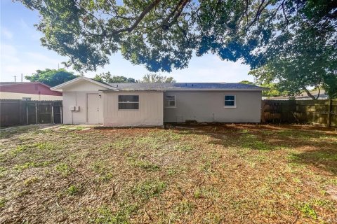 Casa en venta en Tampa, Florida, 4 dormitorios, 124.21 m2 № 1351337 - foto 17