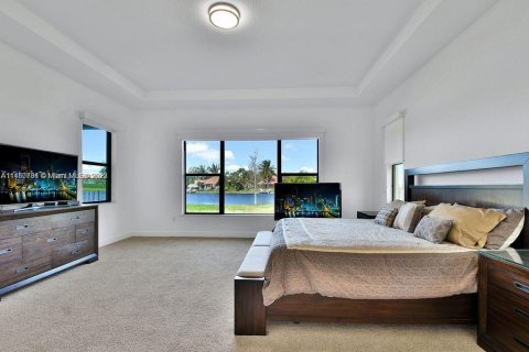 Casa en venta en Pembroke Pines, Florida, 3 dormitorios, 229.1 m2 № 825406 - foto 16