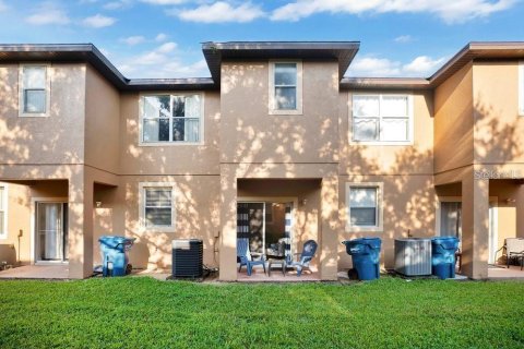 Townhouse in Davenport, Florida 3 bedrooms, 138.61 sq.m. № 1090524 - photo 6