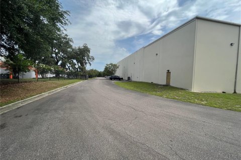 Immobilier commercial à louer à Ocala, Floride: 7432.18 m2 № 631912 - photo 23