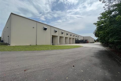 Immobilier commercial à louer à Ocala, Floride: 7432.18 m2 № 631912 - photo 24