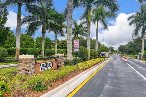 Adosado en venta en Davie, Florida, 3 dormitorios, 170.48 m2 № 1185592 - foto 2