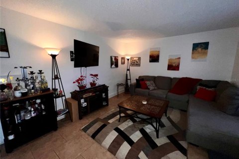 Condominio en venta en Orlando, Florida, 2 dormitorios, 90.67 m2 № 958335 - foto 18