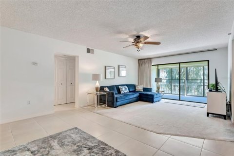 Condo in Casselberry, Florida, 3 bedrooms  № 1386417 - photo 4