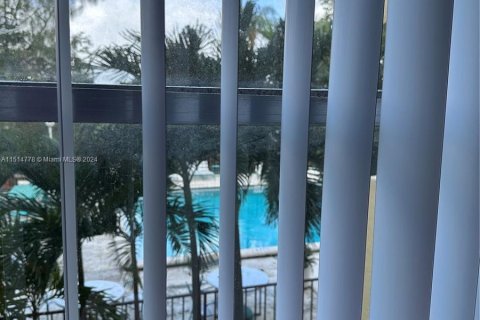 Купить кондоминиум в Майами, Флорида 3 спальни, 142.88м2, № 951776 - фото 18