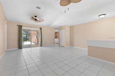 Villa ou maison à vendre à Palm Coast, Floride: 4 chambres, 185.53 m2 № 1349410 - photo 7