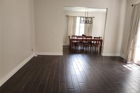 Villa ou maison à louer à Tampa, Floride: 5 chambres, 300.54 m2 № 1343909 - photo 28