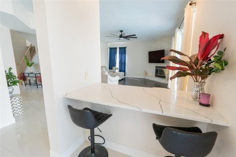 Casa en alquiler en Tampa, Florida, 5 dormitorios, 300.54 m2 № 1343909 - foto 10