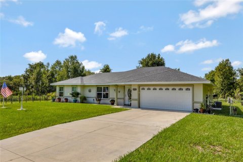 Villa ou maison à vendre à Summerfield, Floride: 3 chambres, 152.55 m2 № 1343908 - photo 1