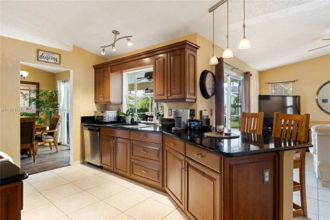 Casa en venta en Port St. Lucie, Florida, 3 dormitorios, 161.74 m2 № 969810 - foto 8