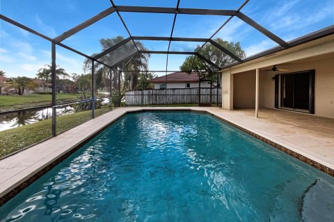 Casa en venta en Coral Springs, Florida, 4 dormitorios, 230.77 m2 № 835958 - foto 18